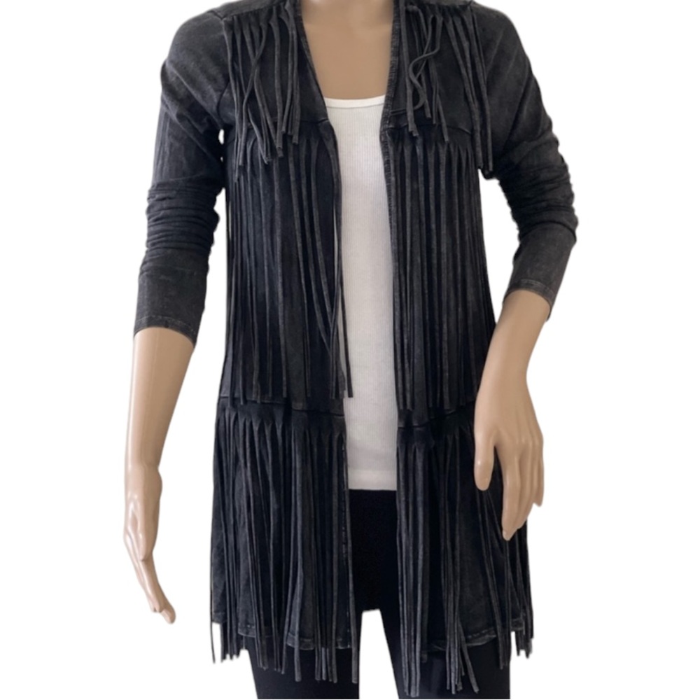 T-PARTY   Cute, Casual Gray Fringed  Open Front Sweater    Size Medium  …